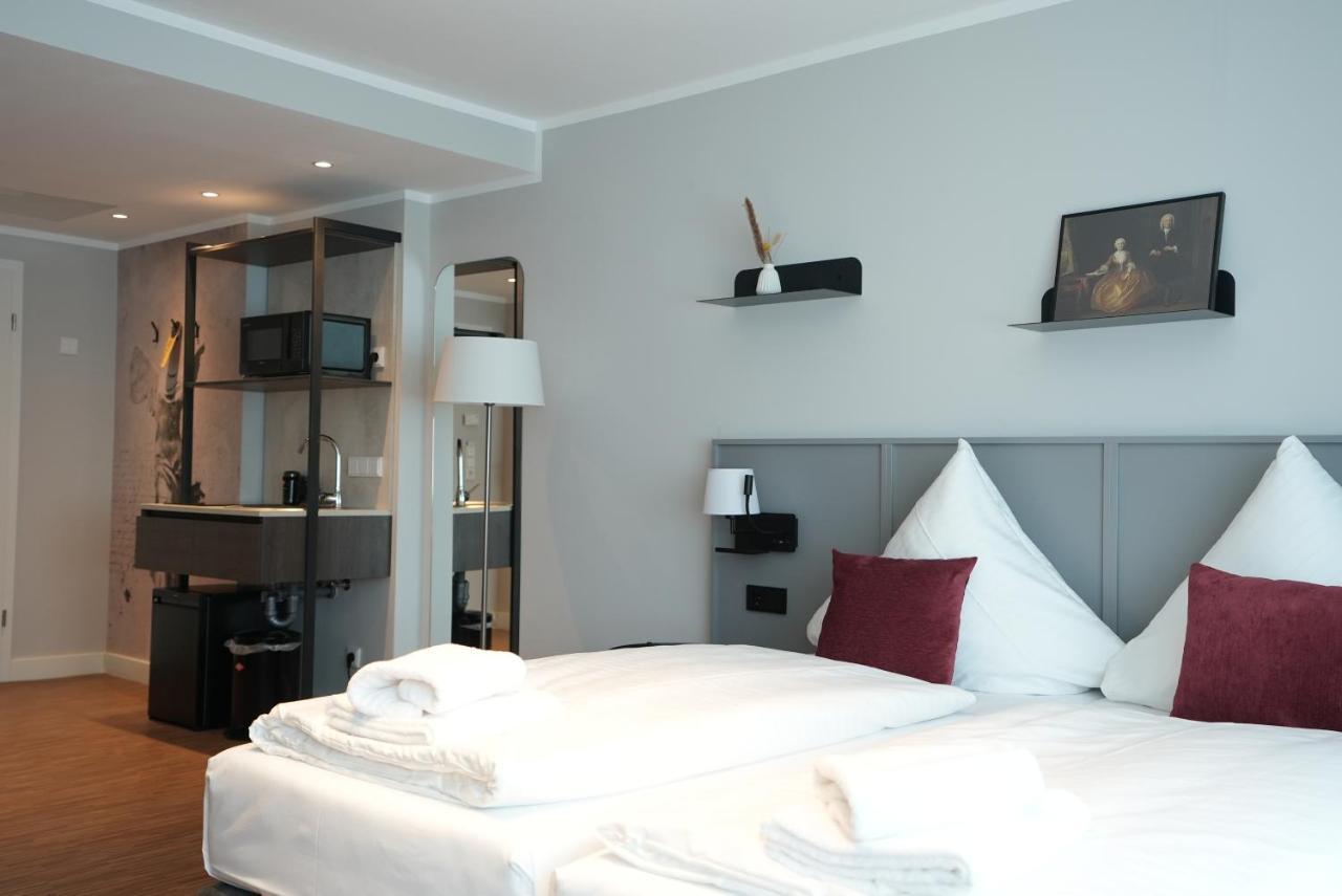 Boutique Kaiser - Hotel & Apartments Frankfurt am Main Bagian luar foto